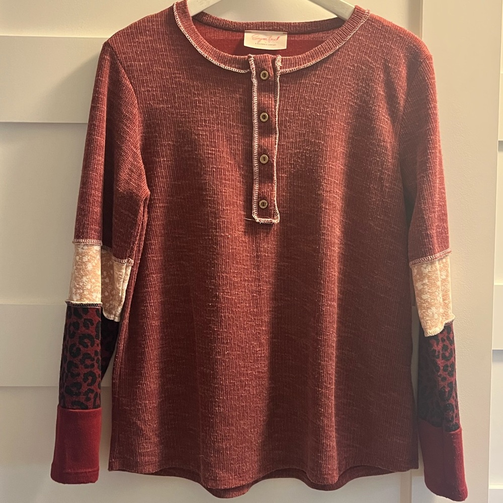 Burgundy Henley Top with Leopard Print Sleeves